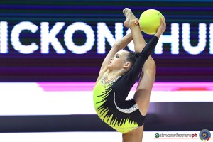 nickonchuk maya aut foto simone ferraro sfa 1548 copia